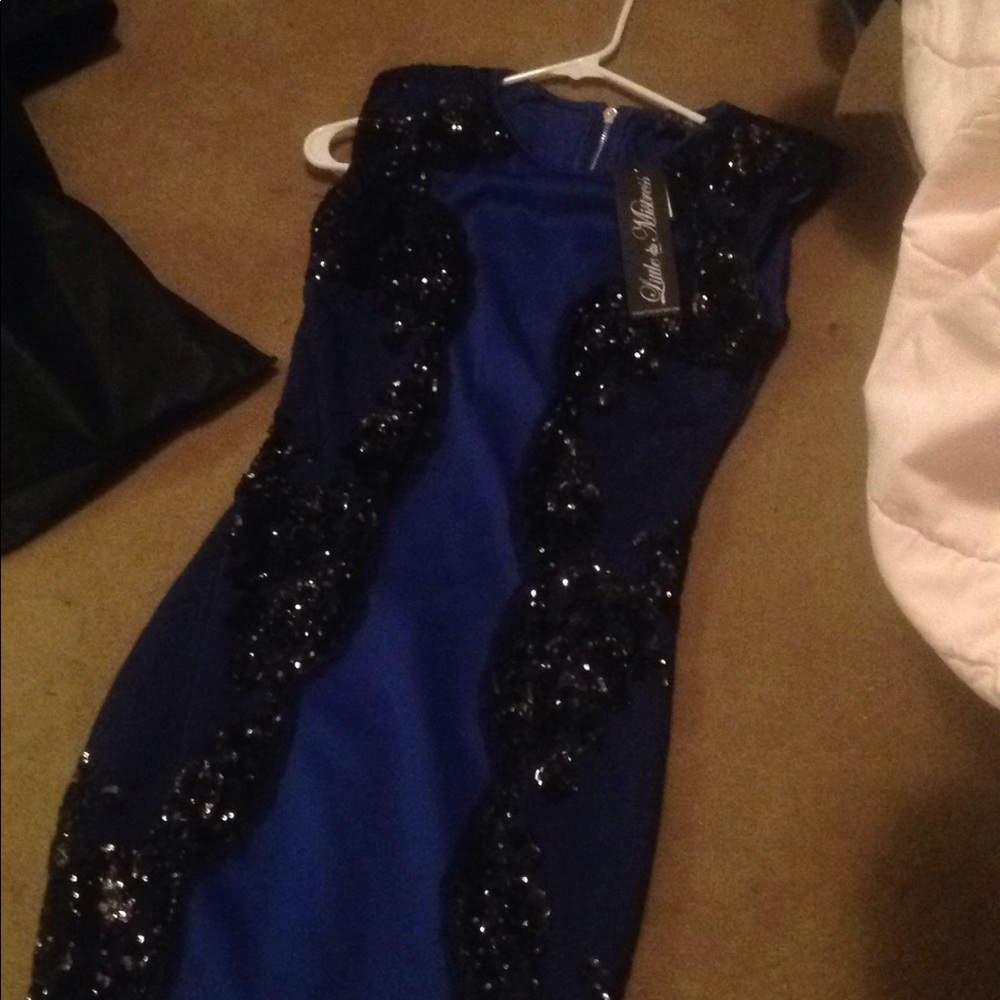 Dark blue dress